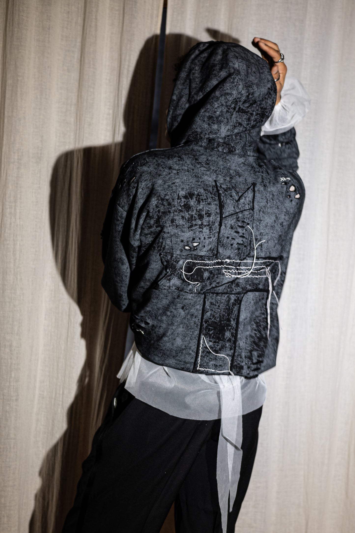Cotton hoodie with crosse and embroidery