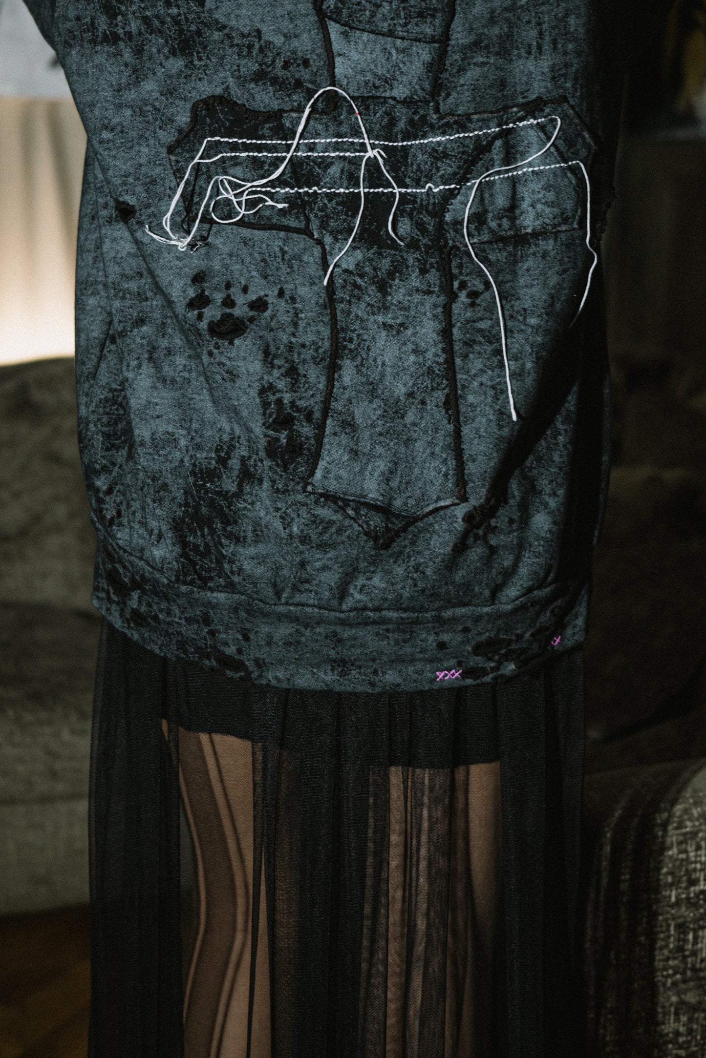 Cotton hoodie with crosse and embroidery